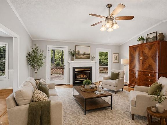 2nd image of 603 Hunters Way