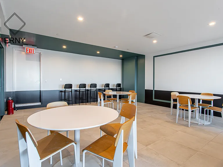 1351 Brooklyn Ave #5E — Photo 24