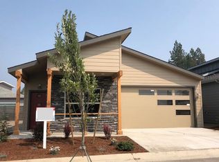 3304 N Rosalia Rd, Coeur D Alene, ID 83814
