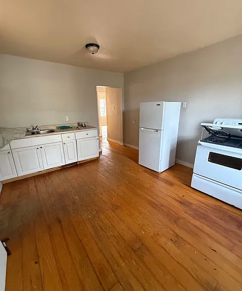 3264 Dougherty Dr — Photo 6