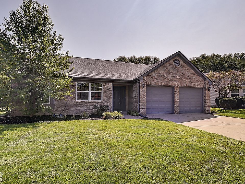 1st image of 7823 Winding Creek Pl