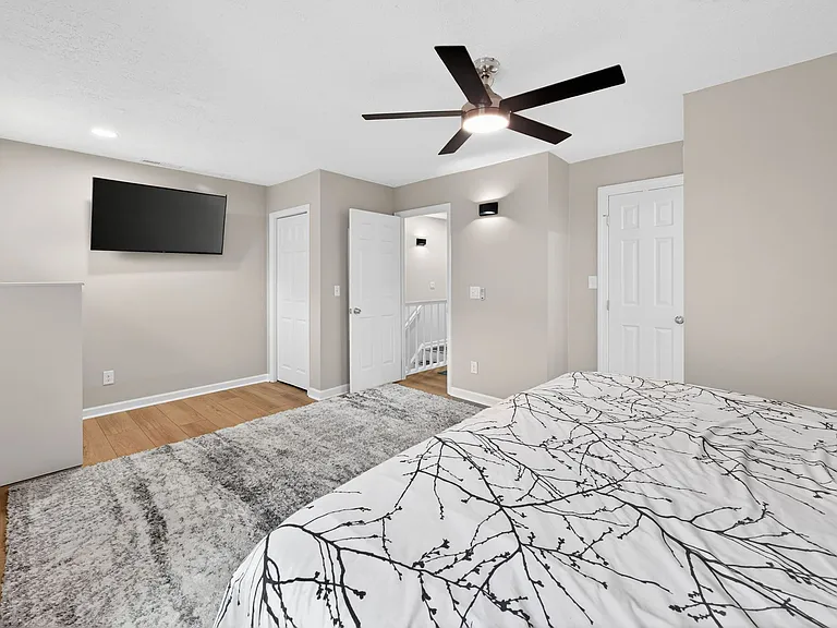 604 Broad Leaf Cir — Photo 25