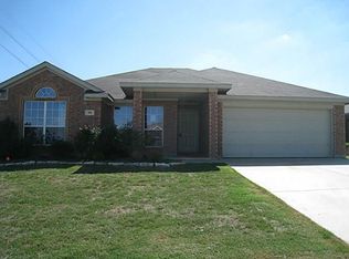 901 Mistflower Ave, Burleson, TX 76028