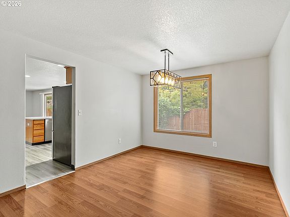 5th image of 12412 NE 21st Way