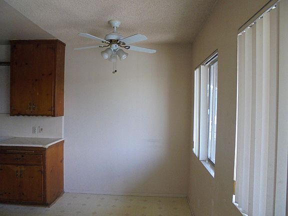 3rd image of 422 N Chandler Ave APT M