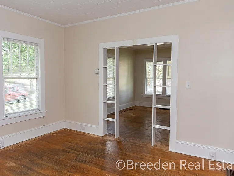 427 N Green St — Photo 4