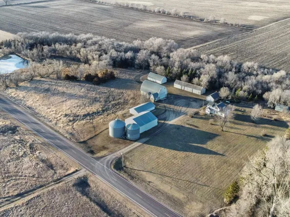 13895 County Highway 30, Vesta, MN 56292