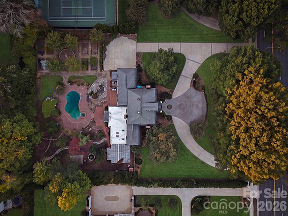 3rd image of 3452 Sharon Rd