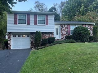 117 Highland Dr, Industry, PA 15052