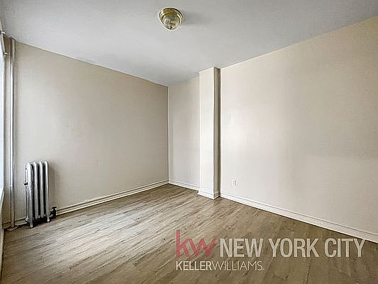 3rd image of 969 43rd St APT B9