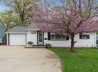 7109 SW 17th St, Des Moines, IA 50315