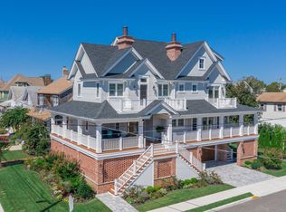 202 Queen St, Cape May, NJ 08204