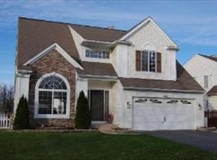 468 Topaz Ln, Bartlett, IL