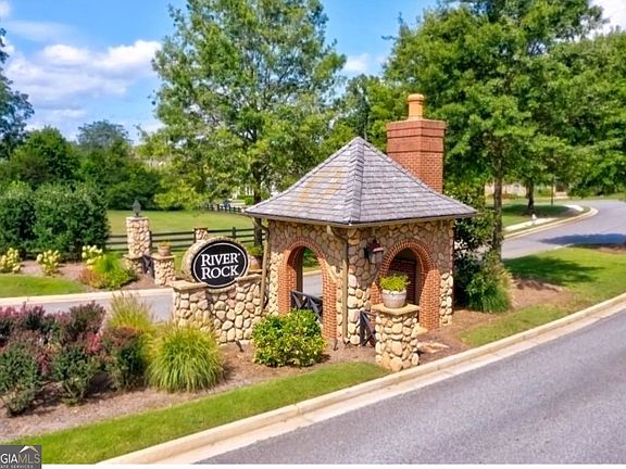 2nd image of 8520 Scenic Ridge Way