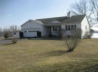 19 Maltaville Rd, Mechanicville, NY 12118