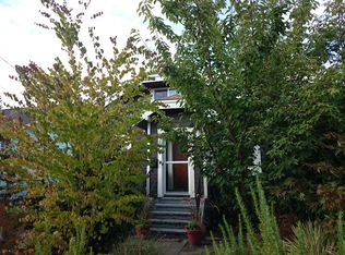 828 NE 57th St, Seattle, WA 98105