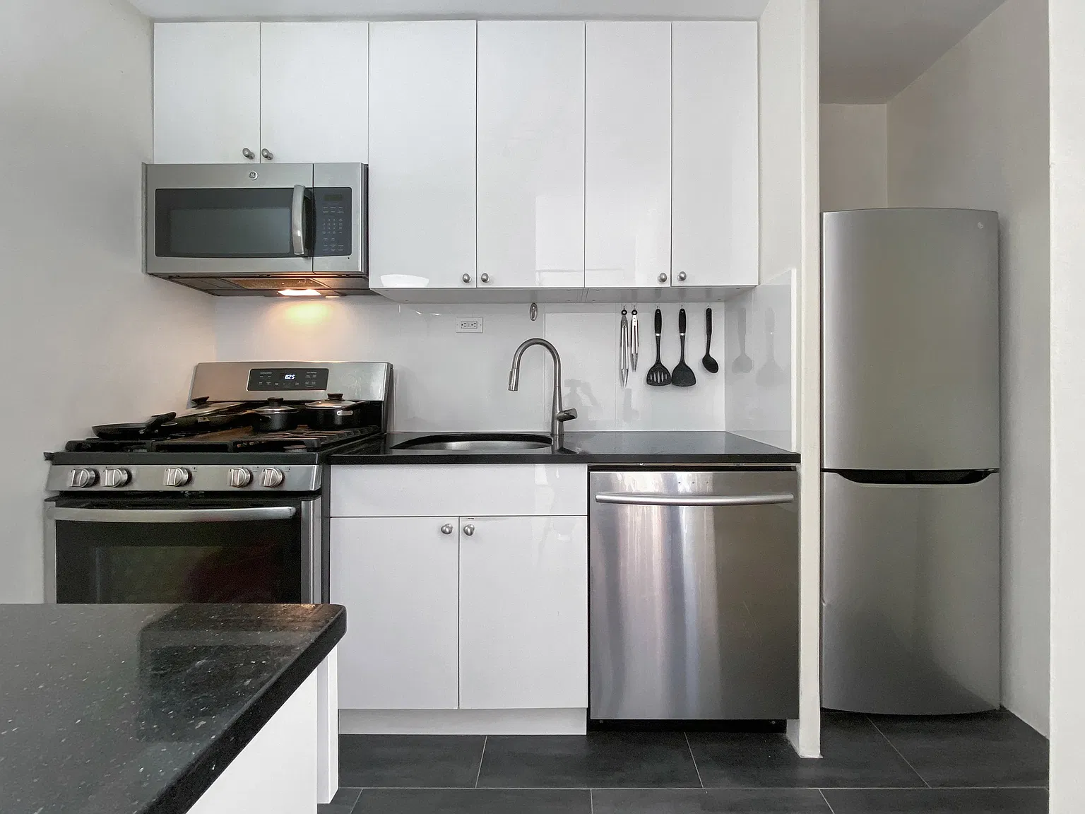 333 East 30th Street — Photo 3