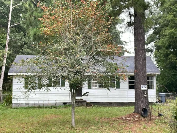 130 Bolton Rd, Rich Square, NC 27869