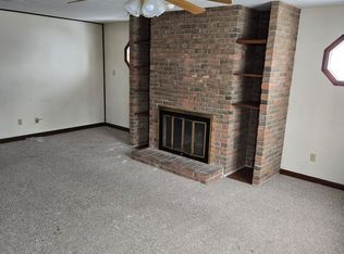 102 S Metts St #1, Ossian, IN 46777