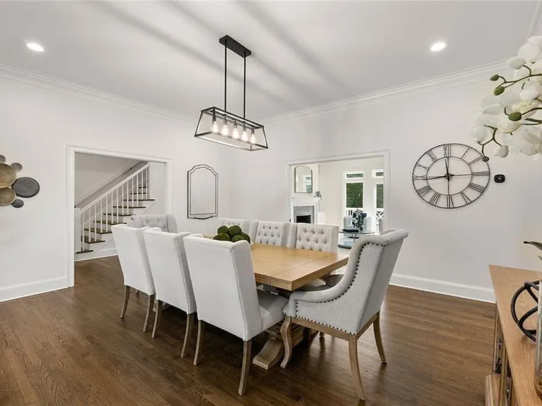 1260 Heards Ferry Rd — Photo 10