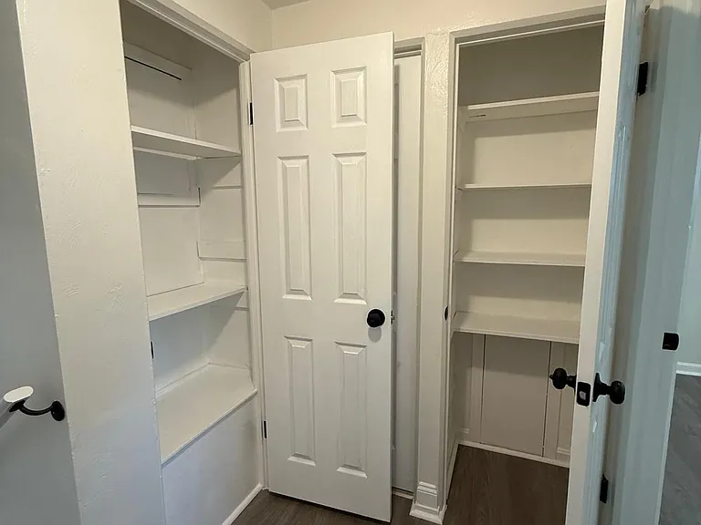 807 Londonderry Dr — Photo 13