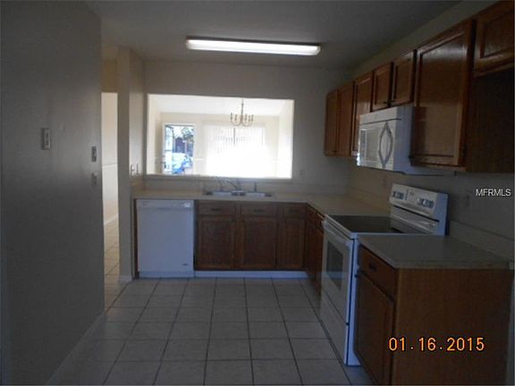 4th image of 241 Lovell Ln