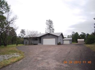 11925 Jack Pine Ln, Redding, CA 96003