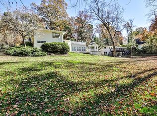 1055 Lee Cir NE, Atlanta, GA 30324