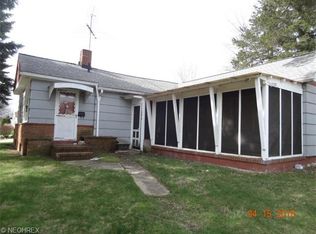 242 Ripley Ave, Akron, OH 44312