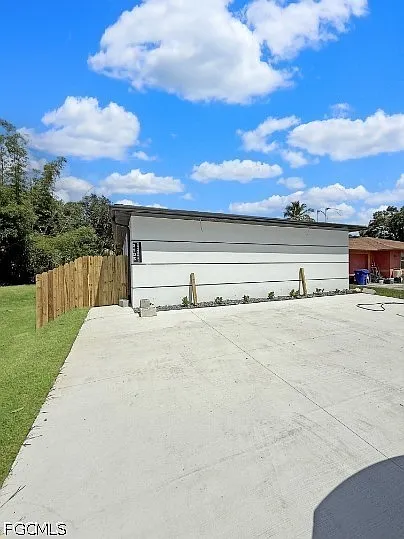 2103 French St