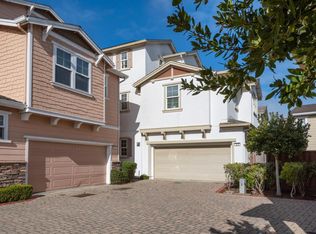 389 Sycamore St, Pacifica, CA 94044