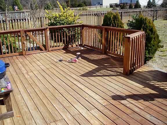 HUGE DECK