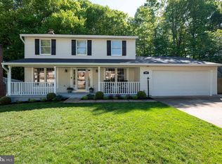 7207 Adrienne Glen Ave, Springfield, VA 22152