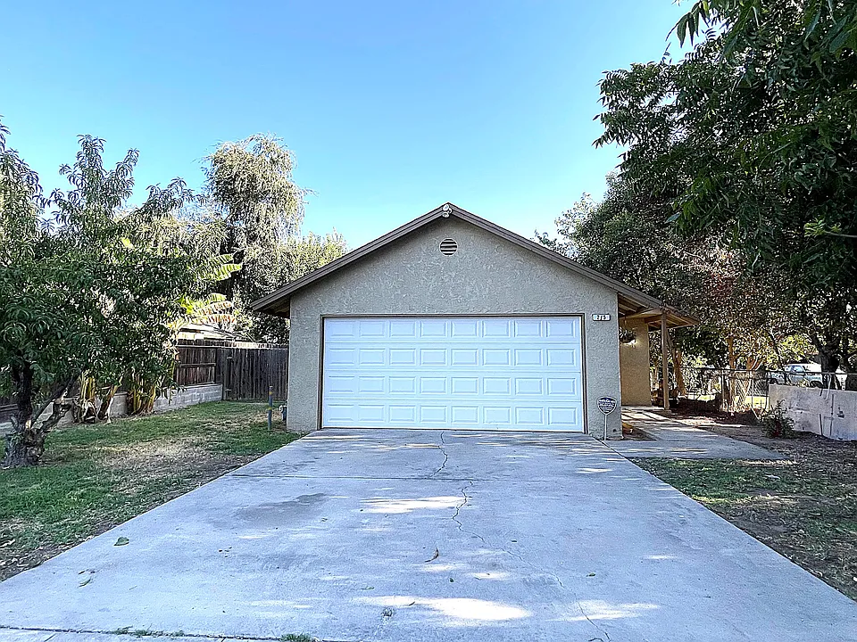 275 W Beechwood Ave
