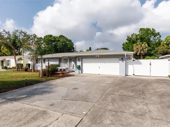 1438 Eastfield Dr, Clearwater, FL 33764