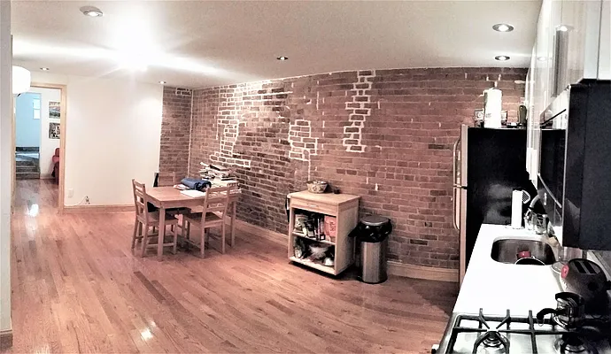 Rented by The Hamilton Group | media 20