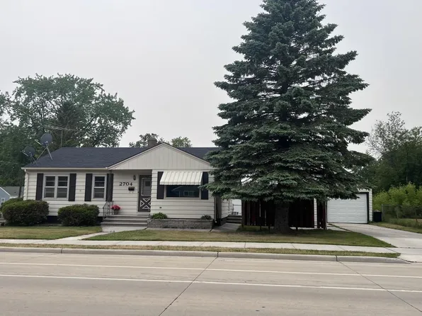 2704 Lincoln AVENUE, Two Rivers, WI 54241