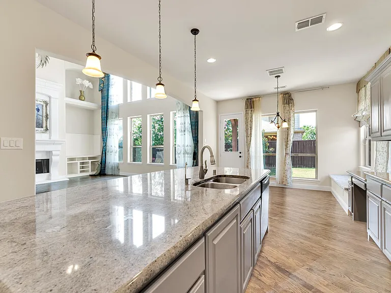 1602 Meg Dr — Photo 12