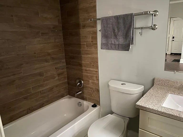 65 Dakota Ave — Photo 13