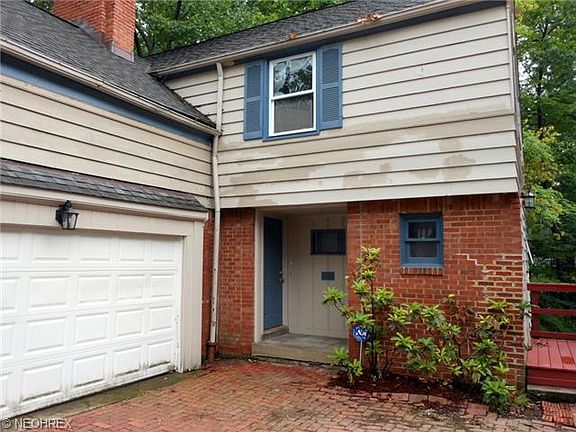 2nd image of 3766 Bridgeview Dr