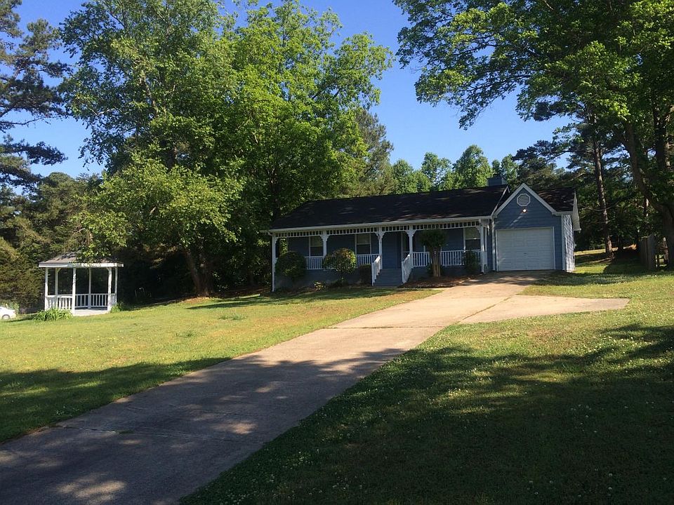 House with Gazebo