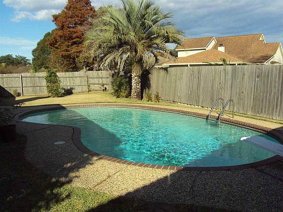 2nd image of 4465 Pebble Beach Dr