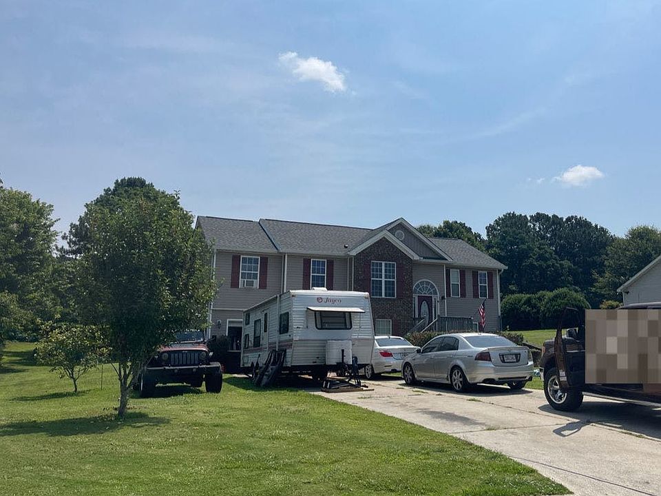 2nd image of 1243 Alex Dr