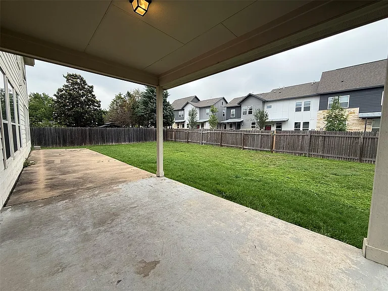 1209 Laurel Oak Trl — Photo 25
