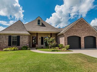 105 Thomas Oak Ln, Church Pt, LA 70525