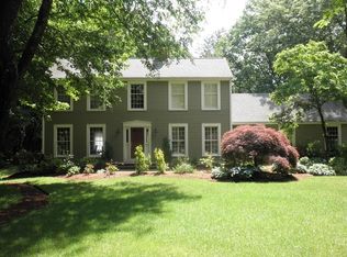 68 Raymond Dr, Seekonk, MA 02771