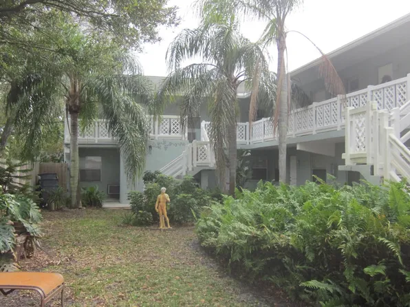 990 NE 15th St #1, Fort Lauderdale, FL 33304