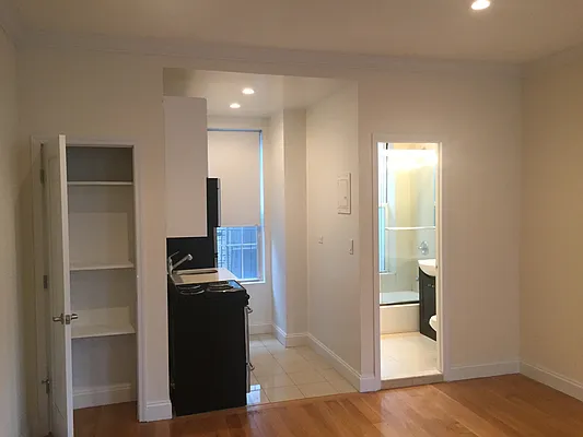 Rented by Sky Management | media 39