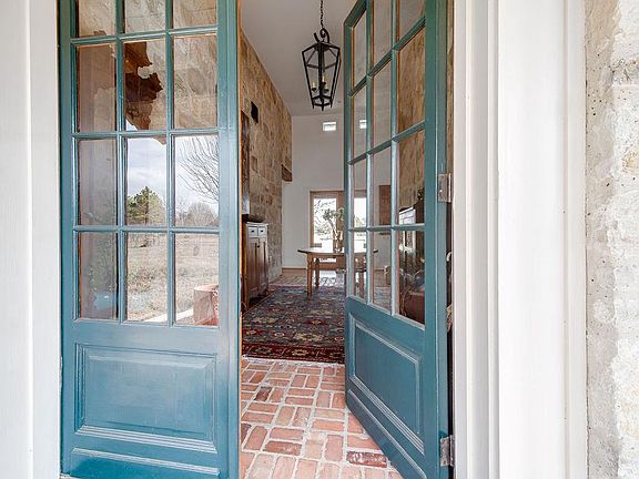 2nd image of 146 Metzger Rd