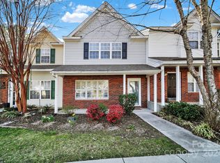 8134 Rudolph Rd, Charlotte, NC 28216